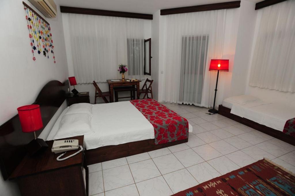 Aida Hotel Çıralı Bilik gambar