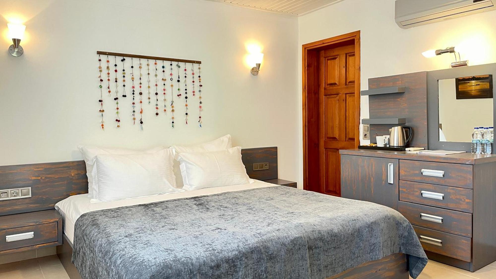 Aida Hotel Çıralı Bilik gambar