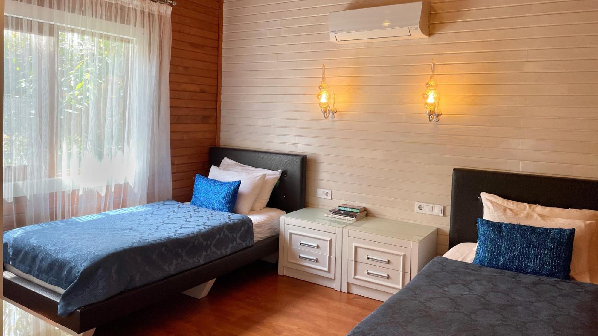 Aida Hotel Çıralı Bilik gambar